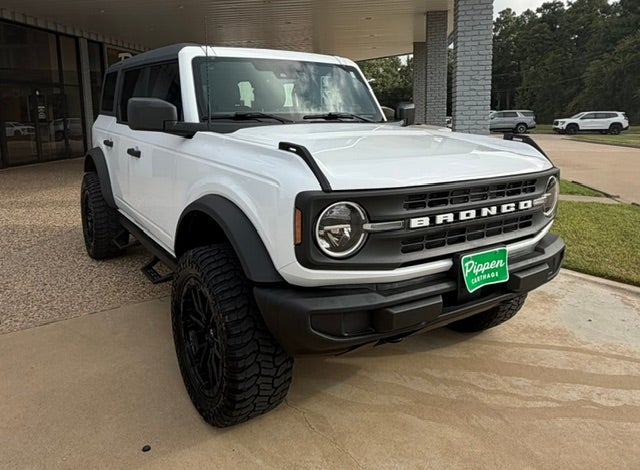 2025 Ford Bronco Base