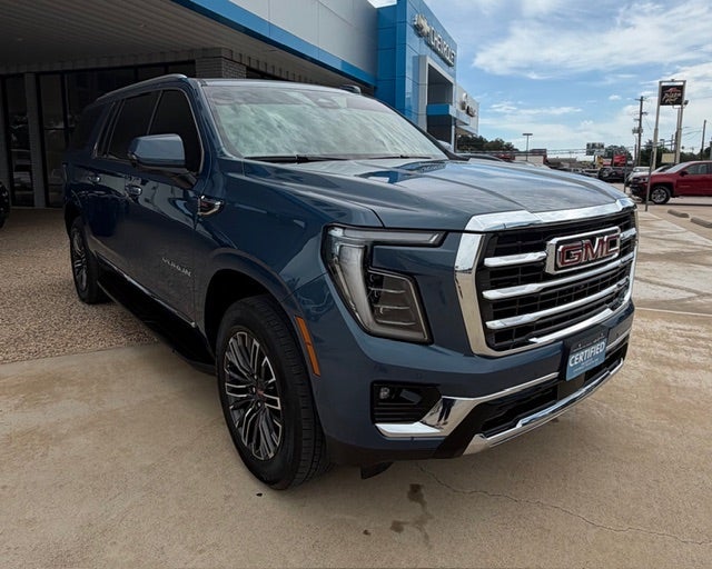 2025 GMC Yukon 4WD Elevation's photo