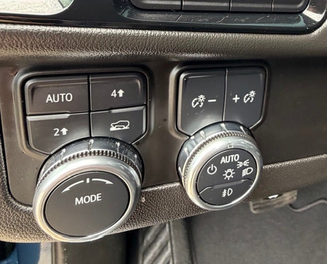 2025 GMC Yukon XL Elevation