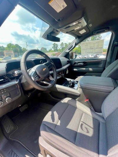 2025 Chevrolet Tahoe LS