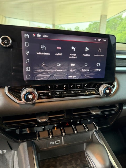 2024 GMC Canyon Elevation