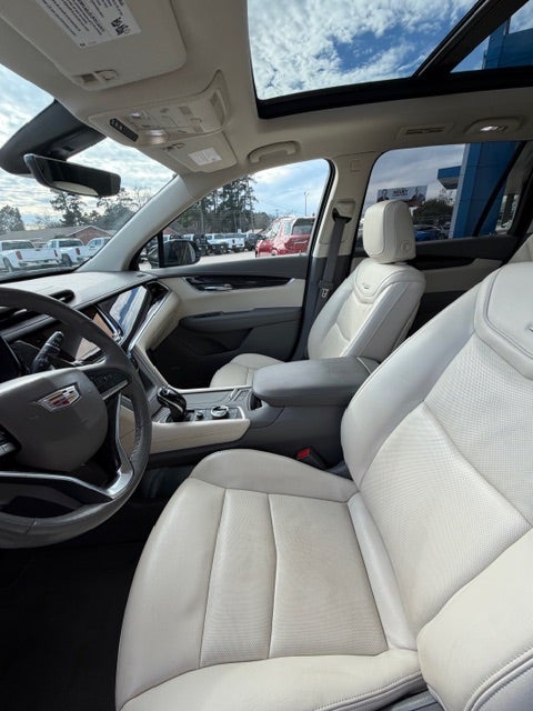 2022 Cadillac XT6 Premium Luxury