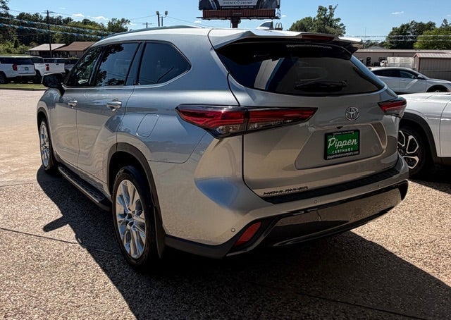 2022 Toyota Highlander Limited